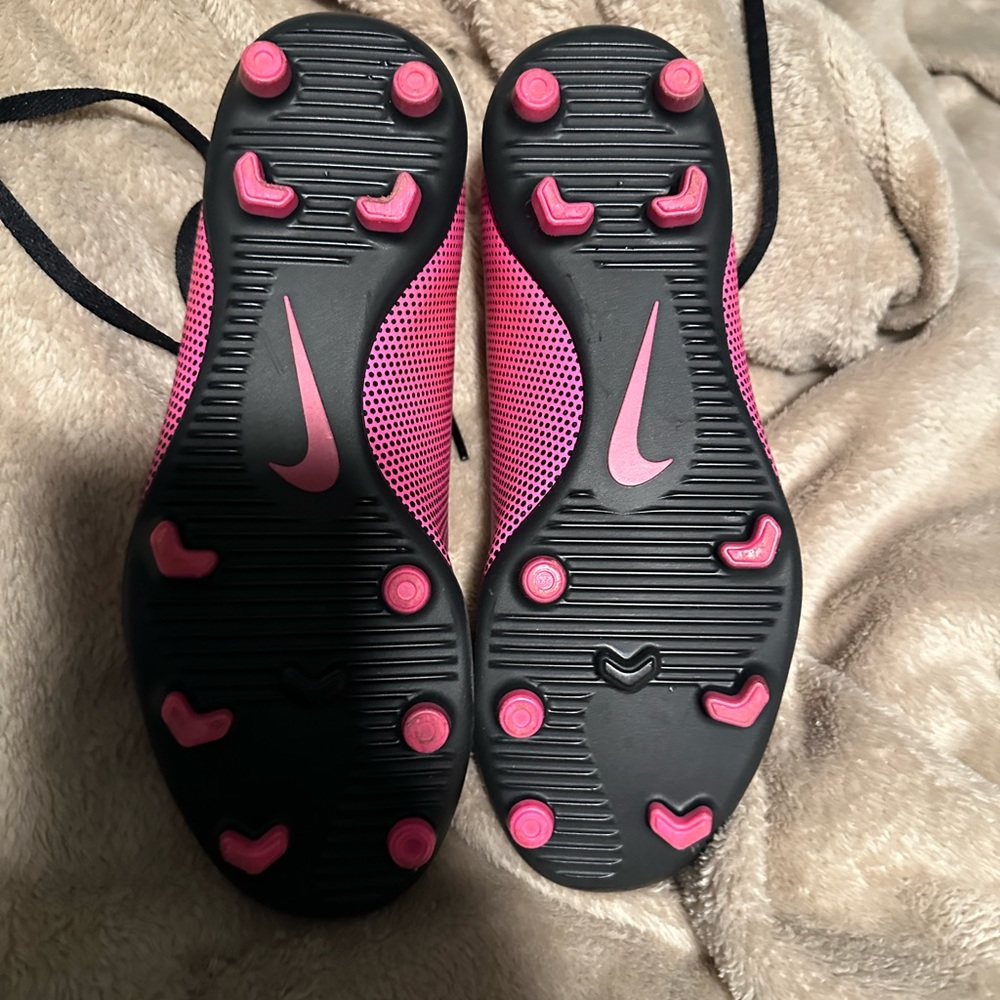 Girls softball spikes